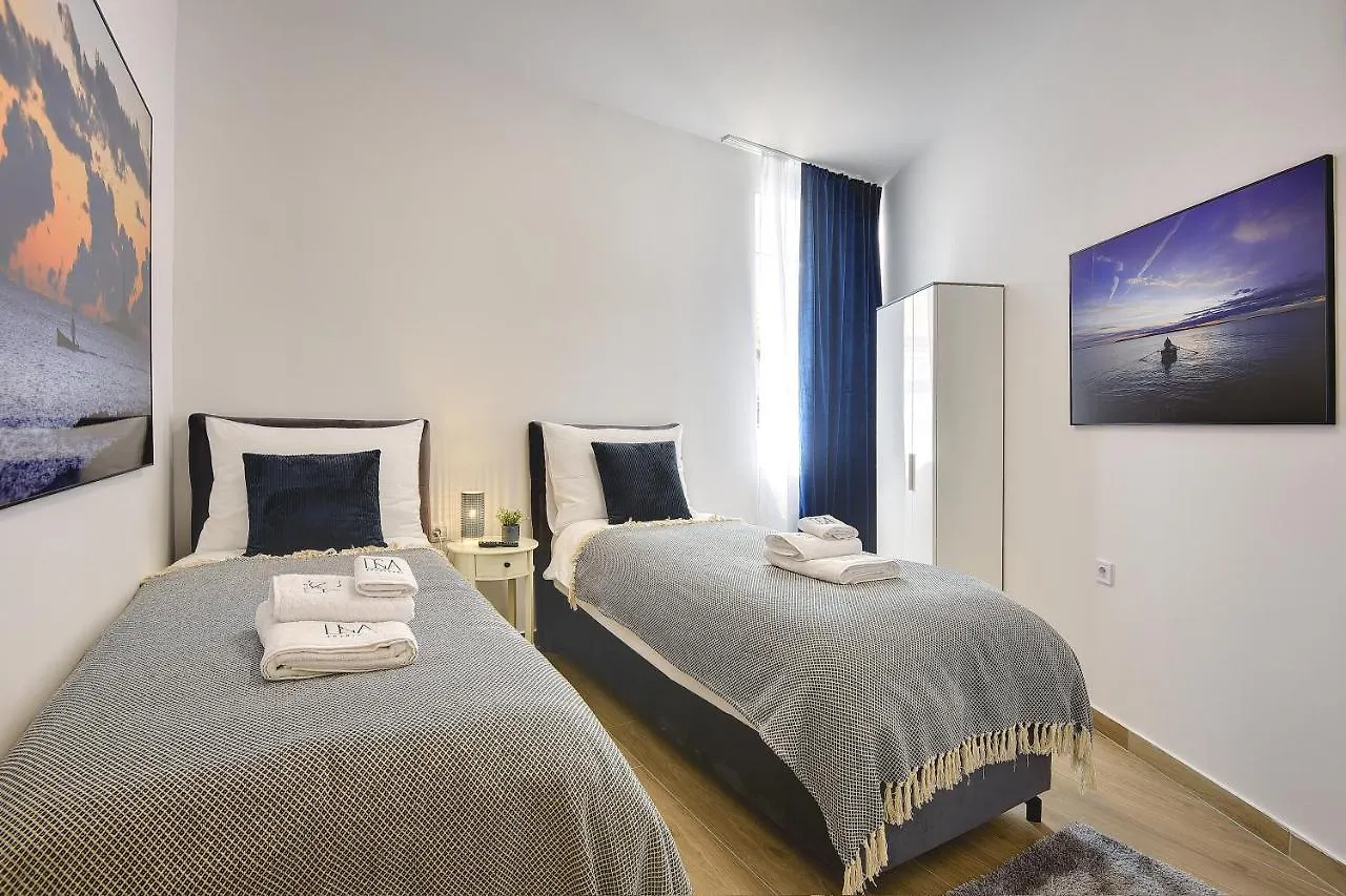 D&A Central Luxury Apartments With Free Parking Pula 0*,
